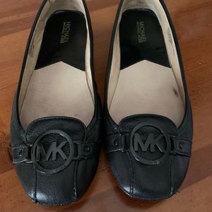 Michael Kors Black Leather Flat size 9.5